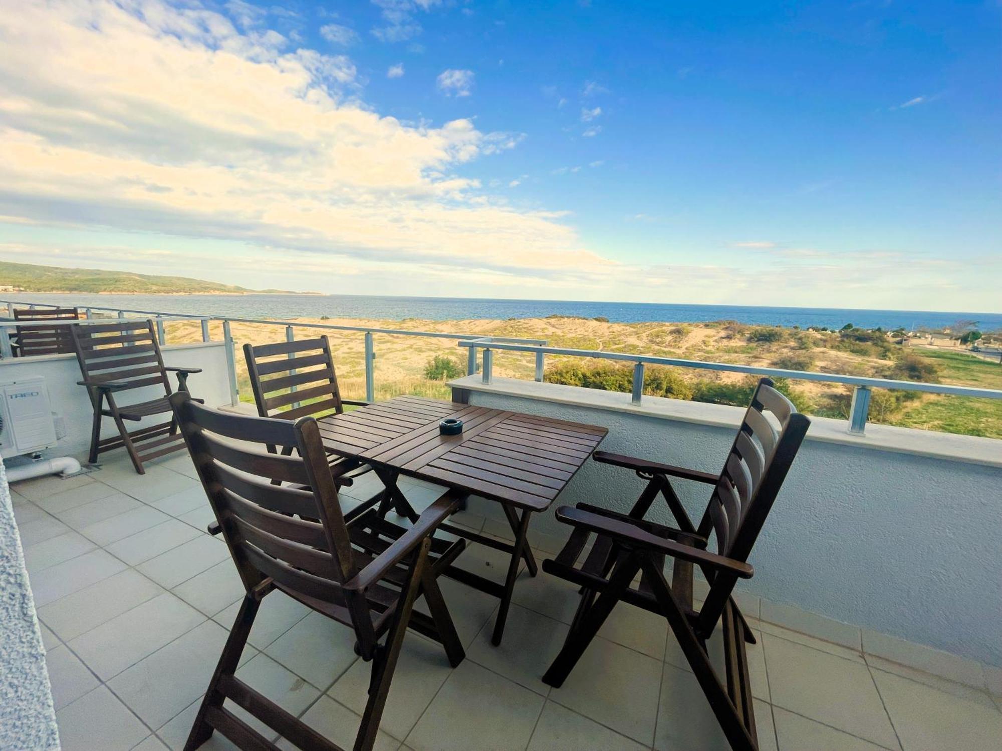 Apart-Hotel Panorama Sea Lux Primorsko Ngoại thất bức ảnh