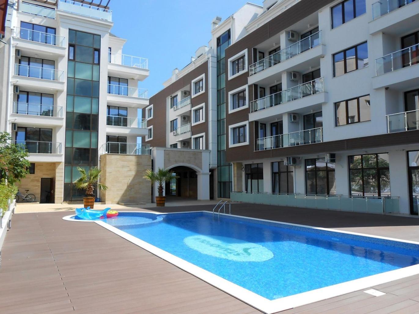 Apart-Hotel Panorama Sea Lux Primorsko Ngoại thất bức ảnh