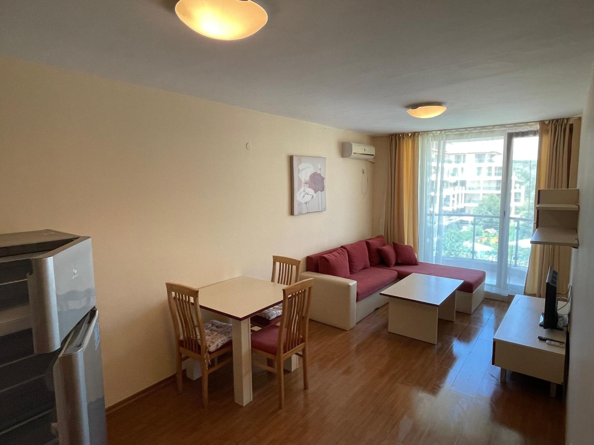 Apart-Hotel Panorama Sea Lux Primorsko Phòng bức ảnh